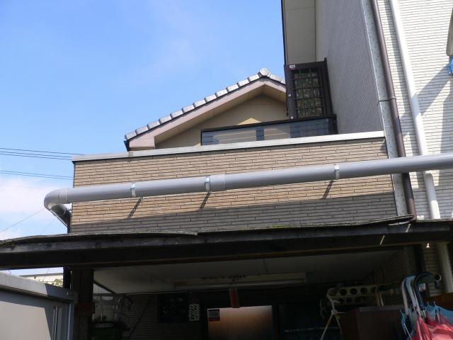 群馬館林　店舗トイレ屋外排水管